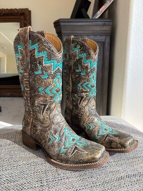 Corral Teens Leather Cowgirl Boot Size 4 youth/fits size 6 women's